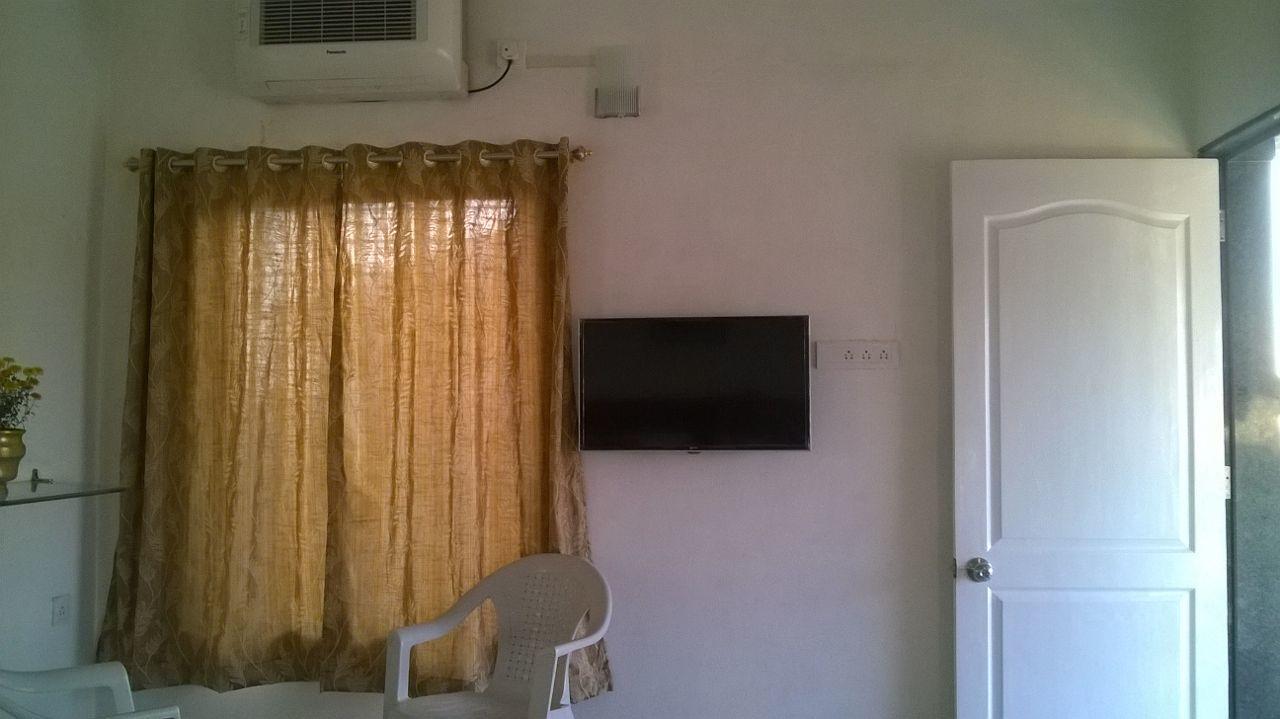 Palm Springs Lake Resort Jaitāpur エクステリア 写真